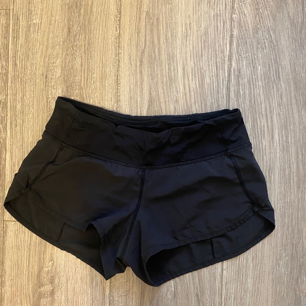 black lululemon shorts size 2